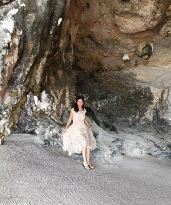 Экспертка по удовольствиям приглашает на незабываемое свидание. Могу быть нежной и страстной, как ты захочешь. Главное, чтобы ты был готов к долгим часам наслаждения. Только для ценителей! 48, 28 лет